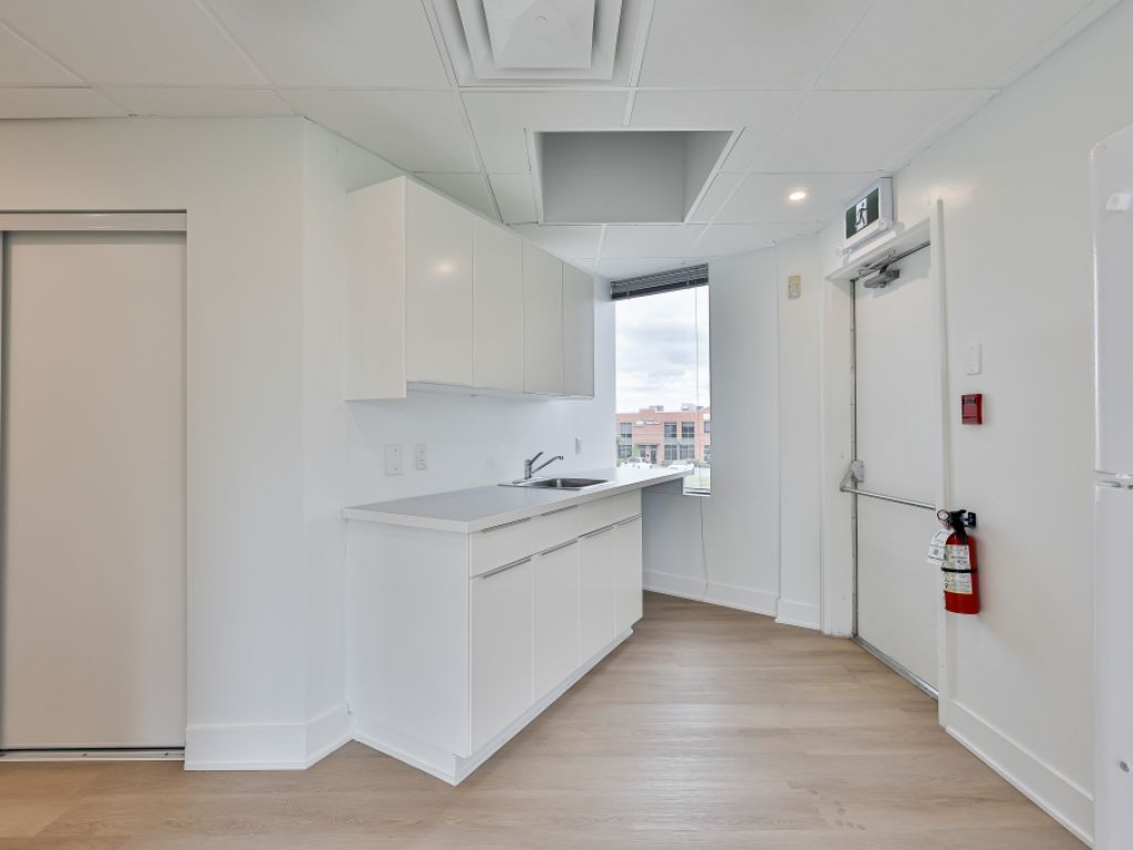 Office for rent 1419 Grande Alle