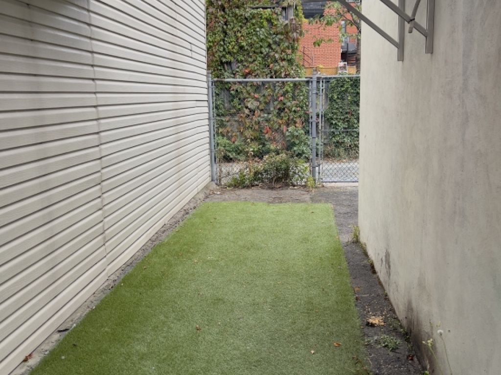SPACE FOR RENT (ROSEMONT-PETITE-PATRIE)