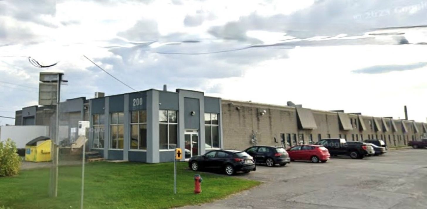 Local commerical - For Rent