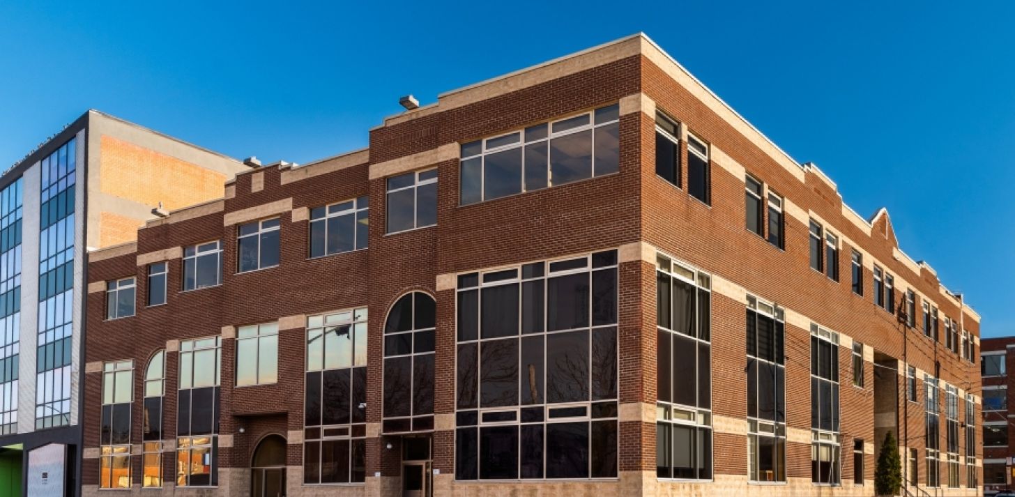 Espaces bureaux de style loft &agrave; louer-District Beaumont-6855 de l'&Eacute;p&eacute;e - Disponible 