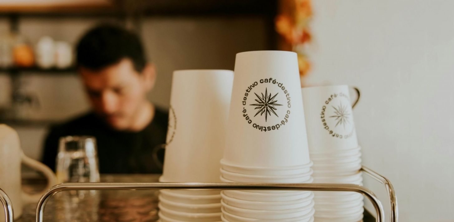Comptoir Caf&eacute; / Caviste bien implant&eacute; &agrave; Montr&eacute;al - &Agrave; vendre