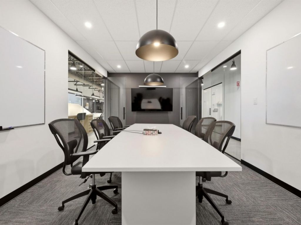 B�tisse industrielle � 12770 Rue du Parc, Mirabel