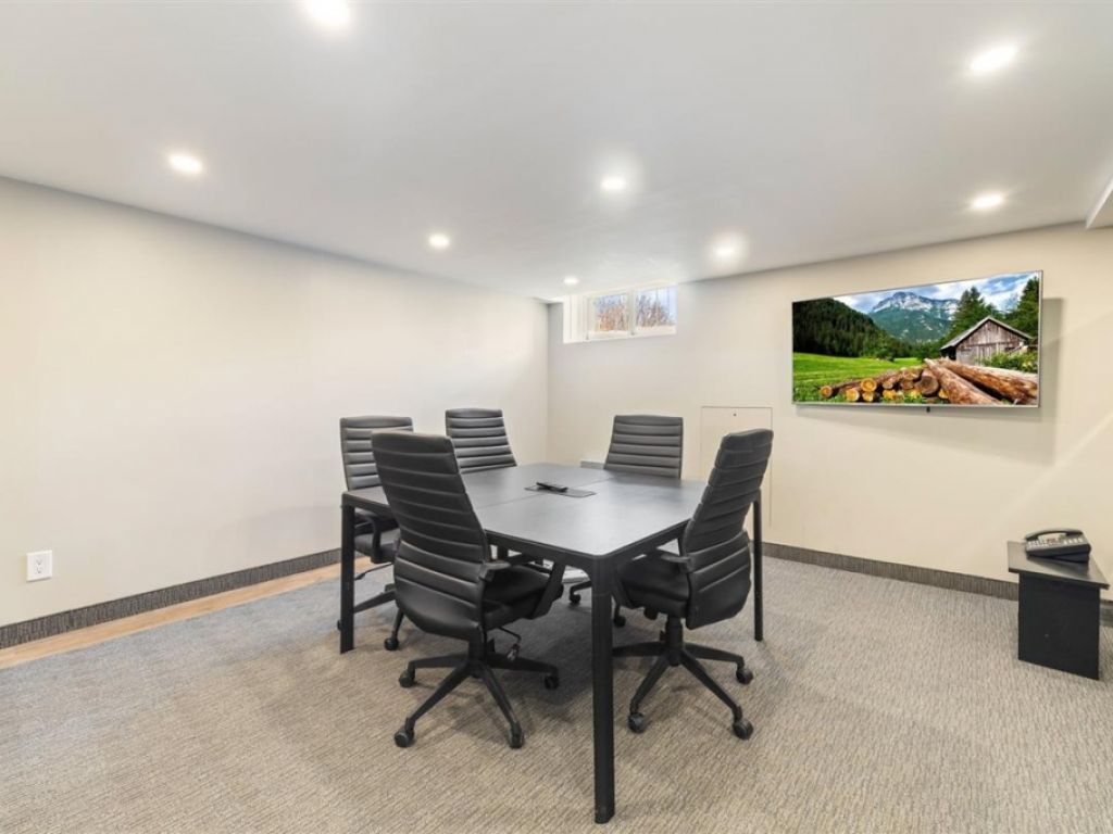 Office Space for Rent � 4150 Boul. St-Martin O., unit 100, Laval (Chomedey)