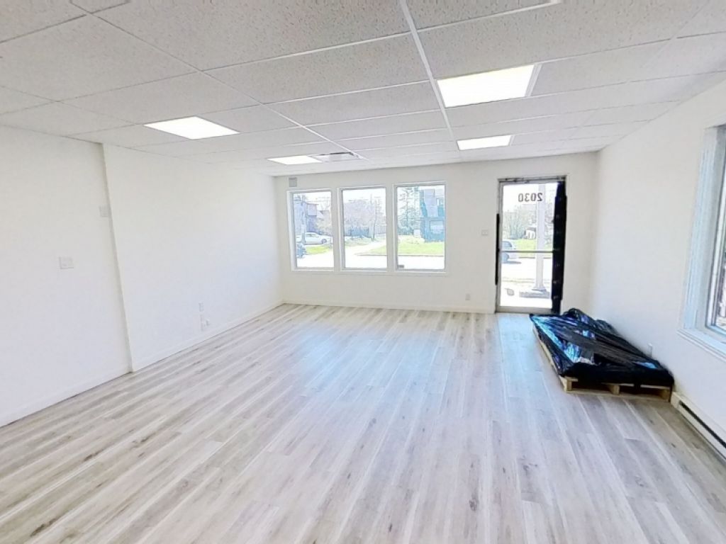Local commercial � 2020 rue Saint-Jean-Baptiste