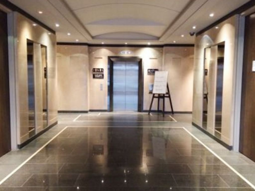 Bureaux r�nov�s 1198 p.c. � louer dans Mtl-Nord!