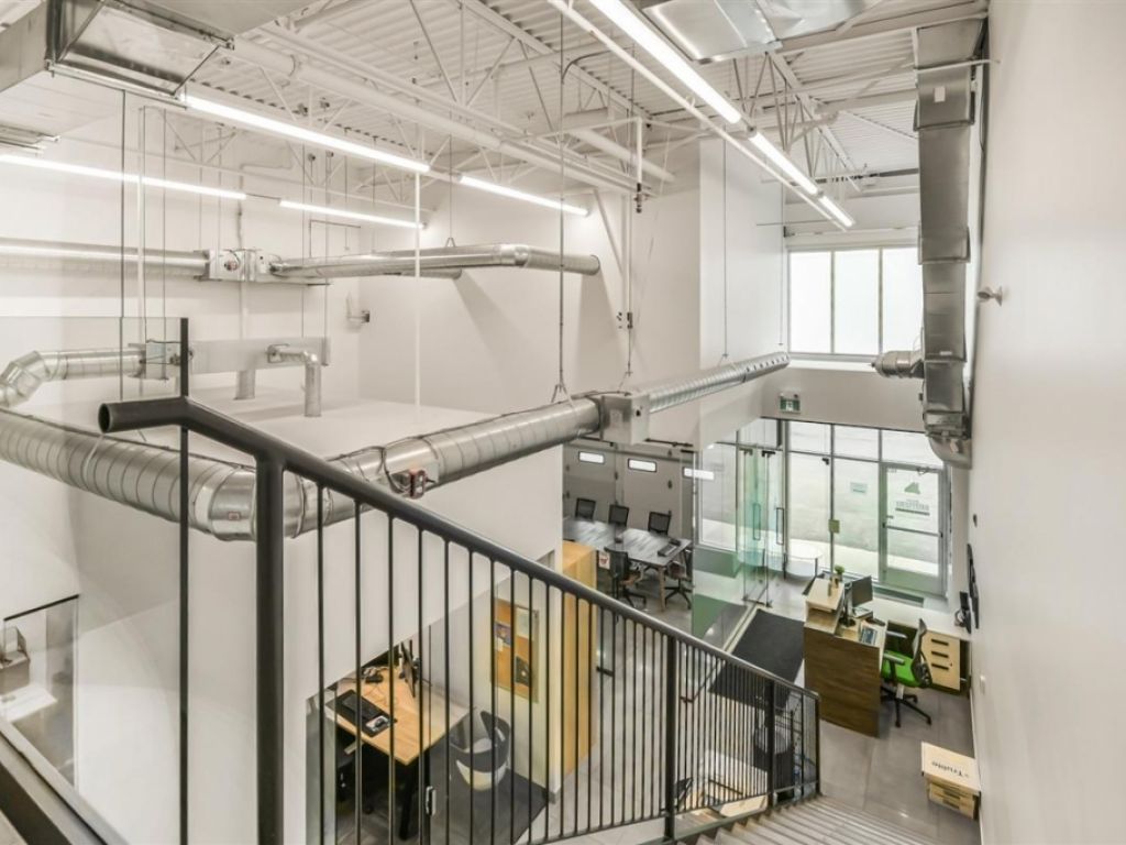 Industrial Building for Rent � 320 Rue Legault, unit OP12, Blainville