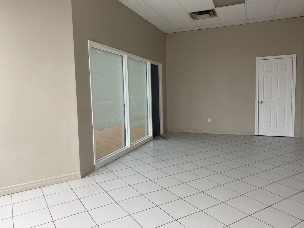 Offices or commercial space in Terrebonne