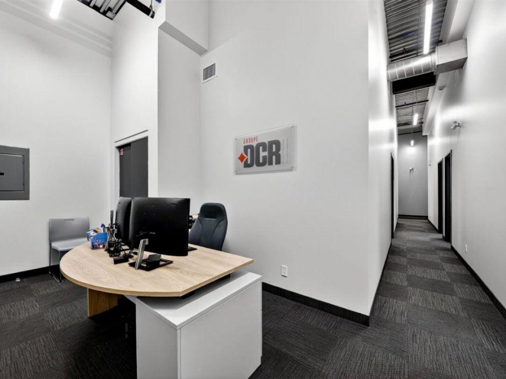 Espace bureau � sous-louer � 4450 Rue Garand, Laval (Sainte-Rose)
