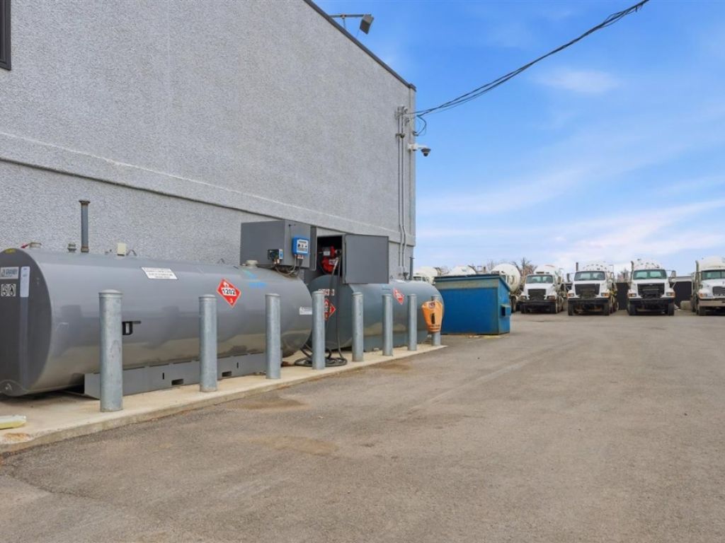 B�tisse industrielle � vendre