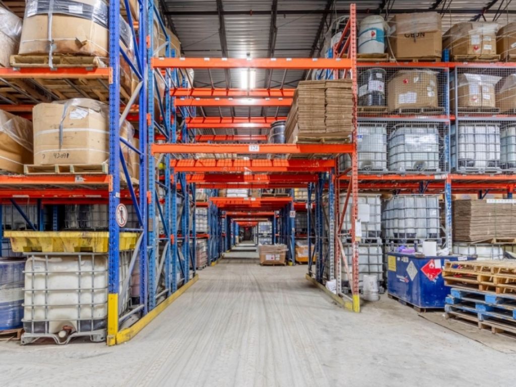 Prime industrial space for rent in Victoriaville