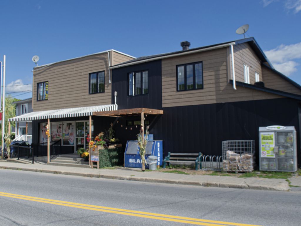 Grocery store for sale