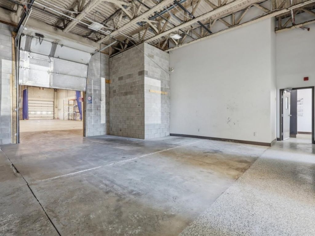 Industrial space for rent