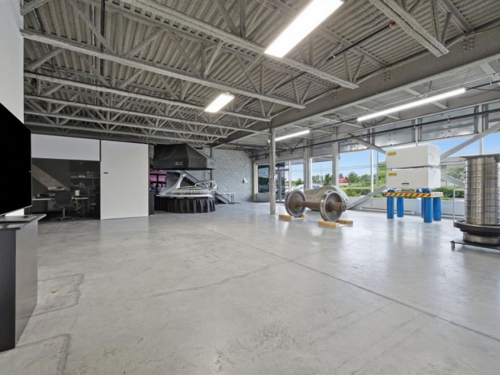 Local industriel � louer