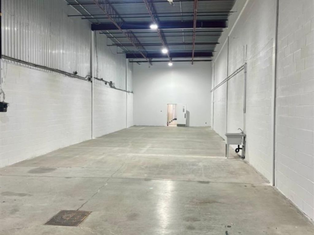 Industrial space for rent