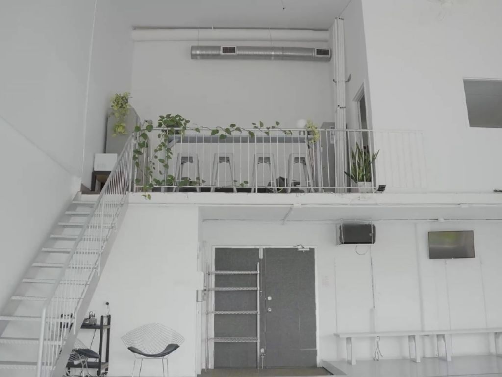 Cession de bail - Loft (studio) 5000 Iberville - 2000 pieds carrs 