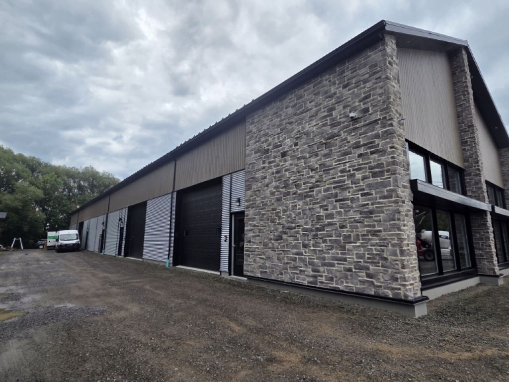 Local commercial/industriel - Chteau-Richer
