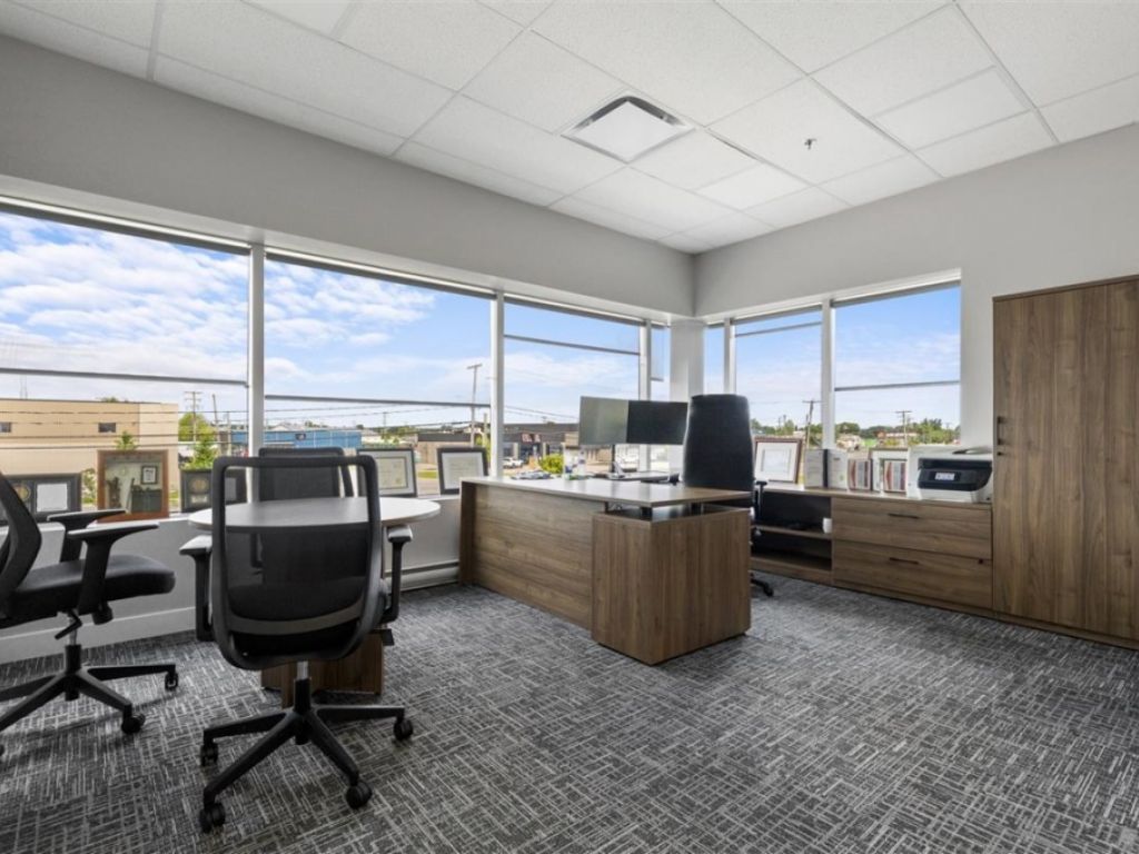 Condo industriel � vendre