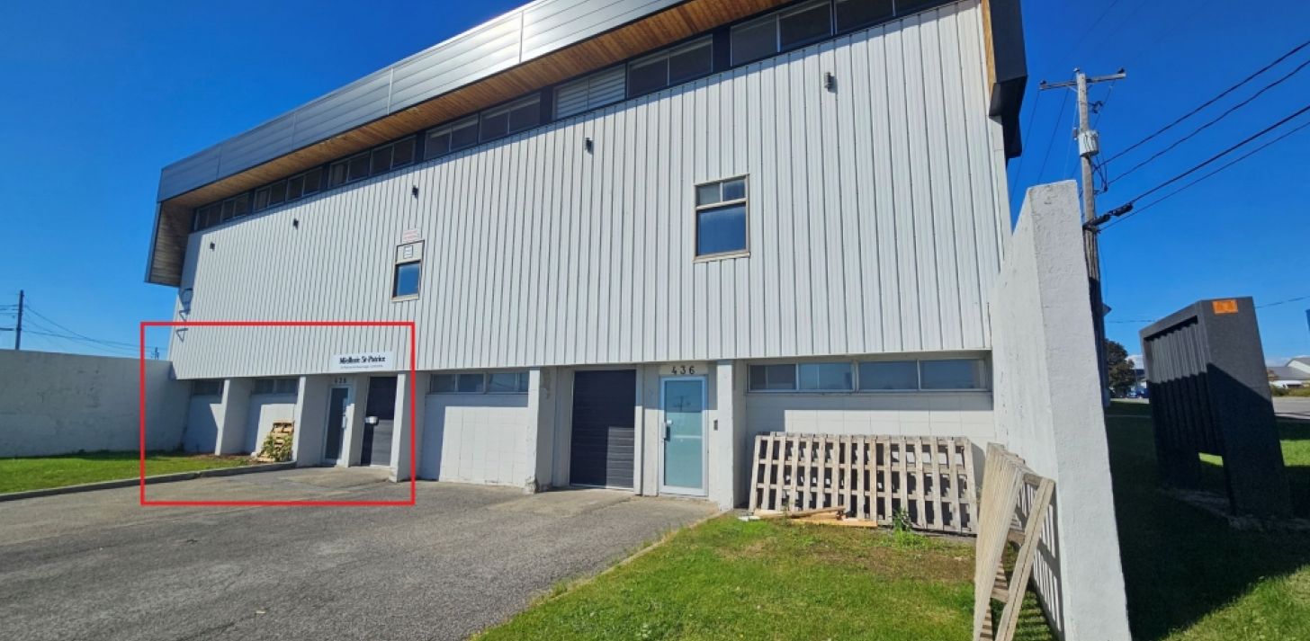 PETIT LOCAL INDUSTRIEL BEAUPORT - For Rent