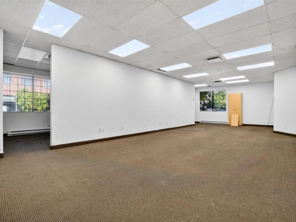 Espace industriel � louer � 65 Rue de Port-Royal O., local OP.2, Montr�al (Ahuntsic-Cartierville)