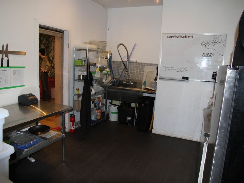 Charmant Caf  vendre Av. Mont-Royal Montral