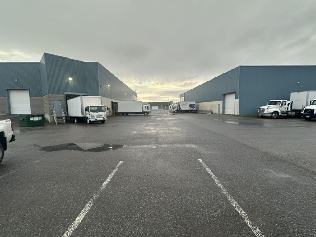 office /warehouse/land 