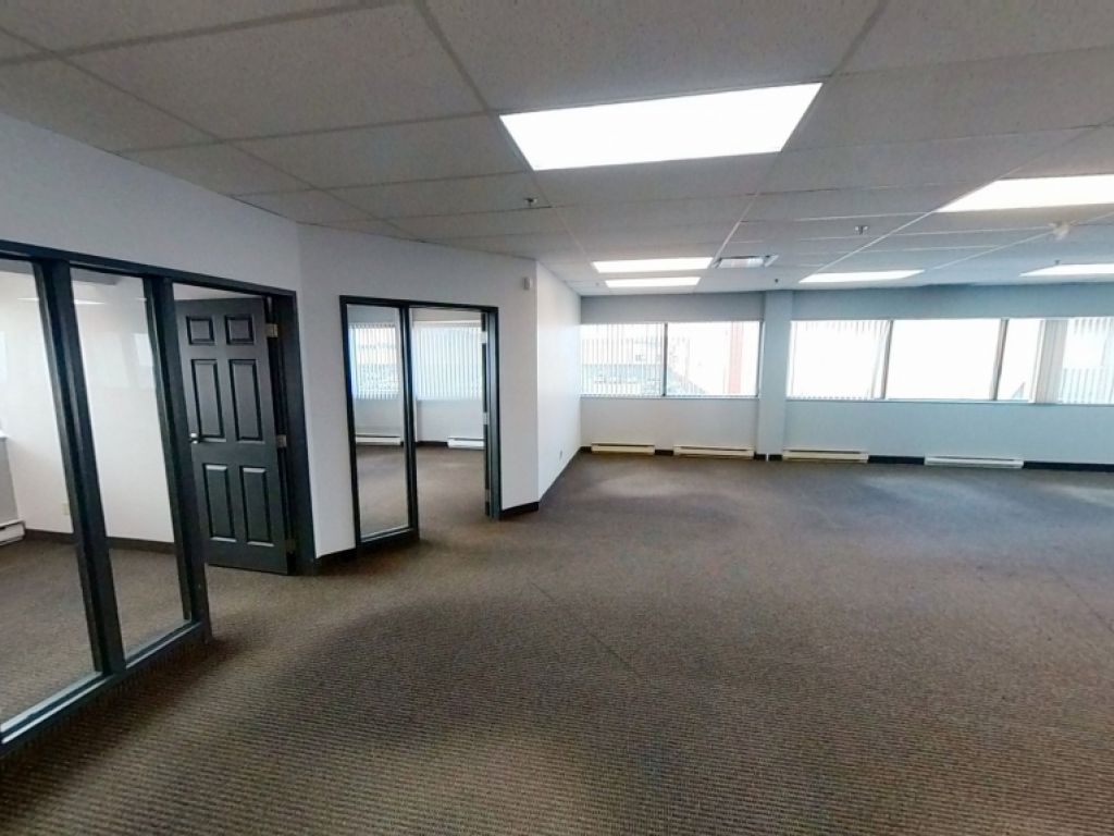 Bureau � louer � Lebourgneuf � Carrefour de la Capitale II, 670, rue Bouvier, local 200