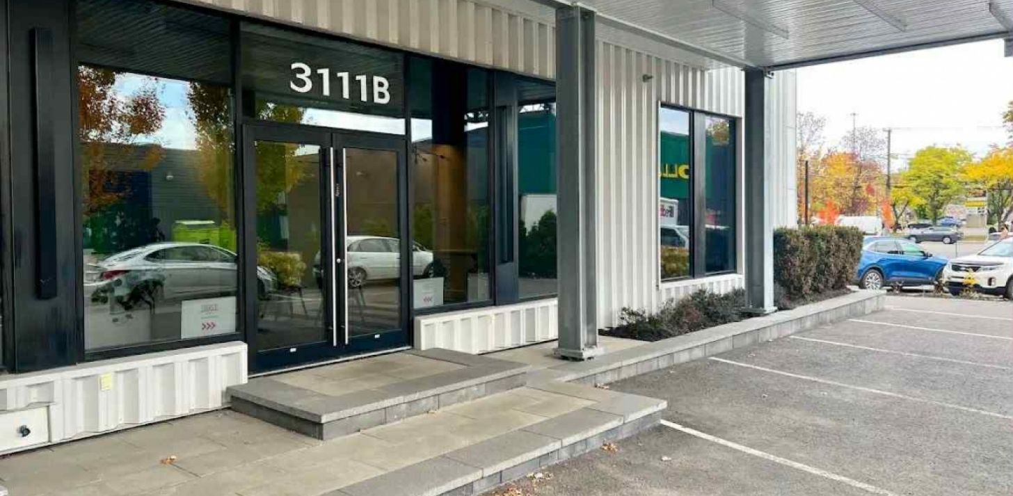 Espace pour une clinique  Les Rivières - For Rent