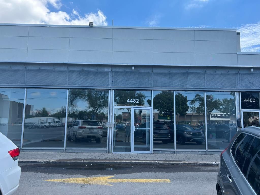3,400 sqft Prime Location on Jean-Talon East St-Leonard