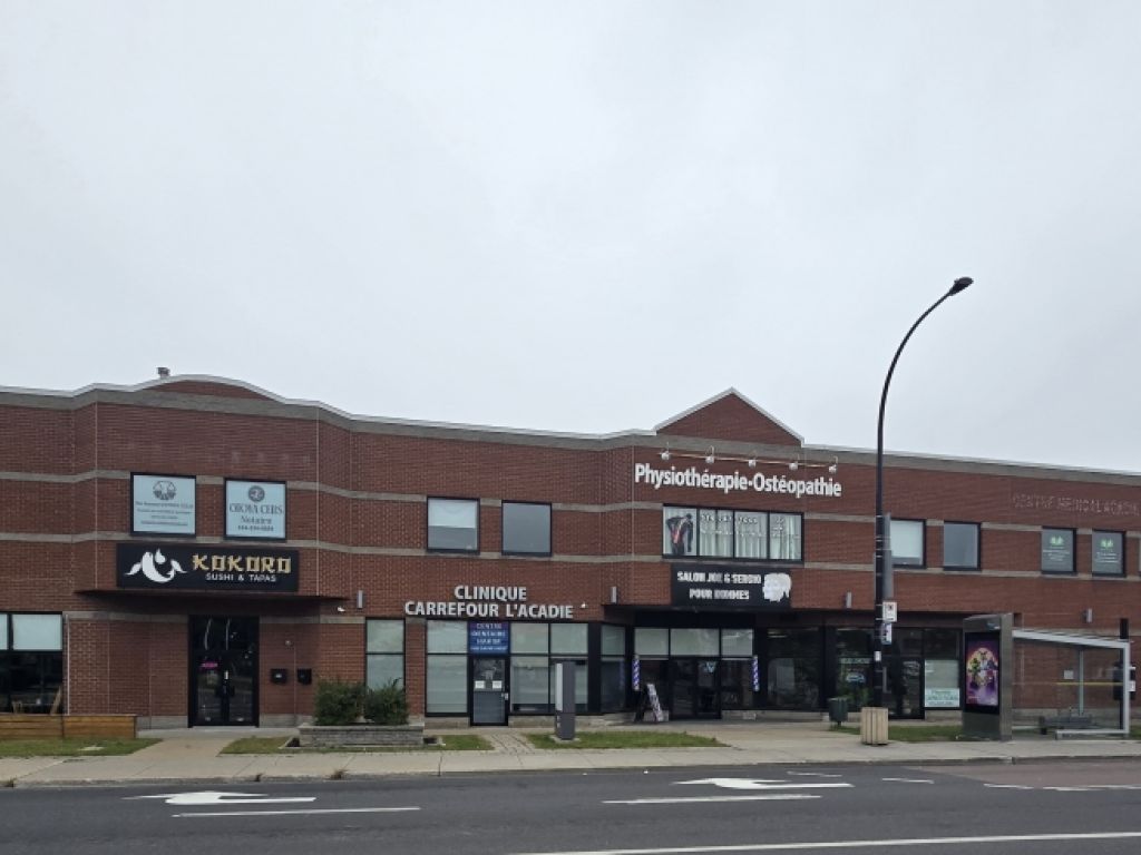 OFFICE TO RENT ON THE MAIN FLOOR