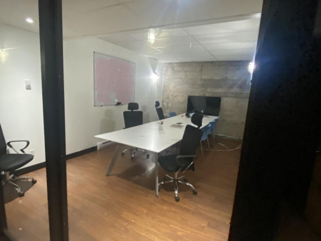 Commercial/office space FOR RENT (basement)