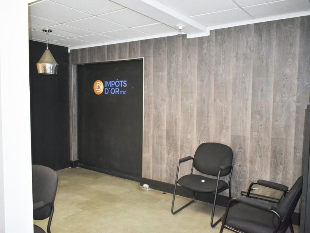 Local polyvalent de 950 pi� avec possibilit� d'espace additionnel