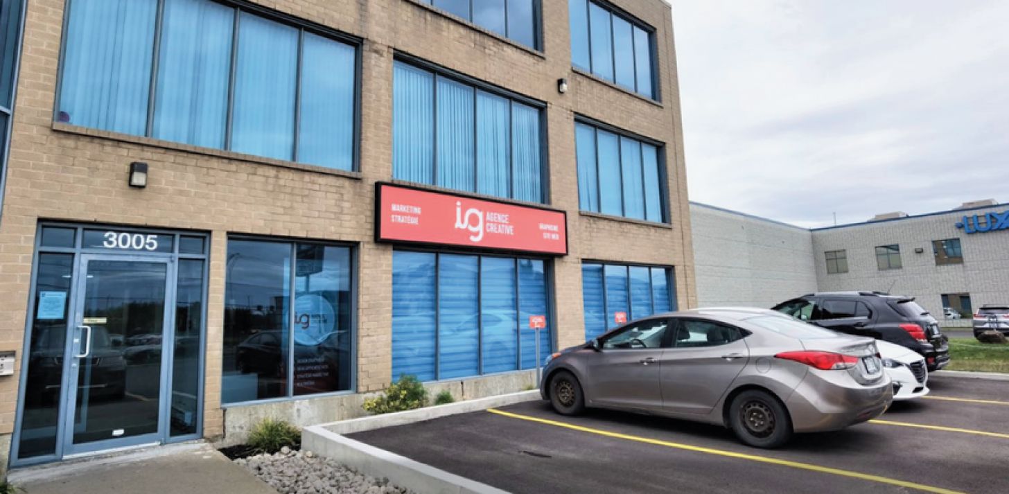 Offices for rent 1,400 sqft on ground floor Brossard - For Rent