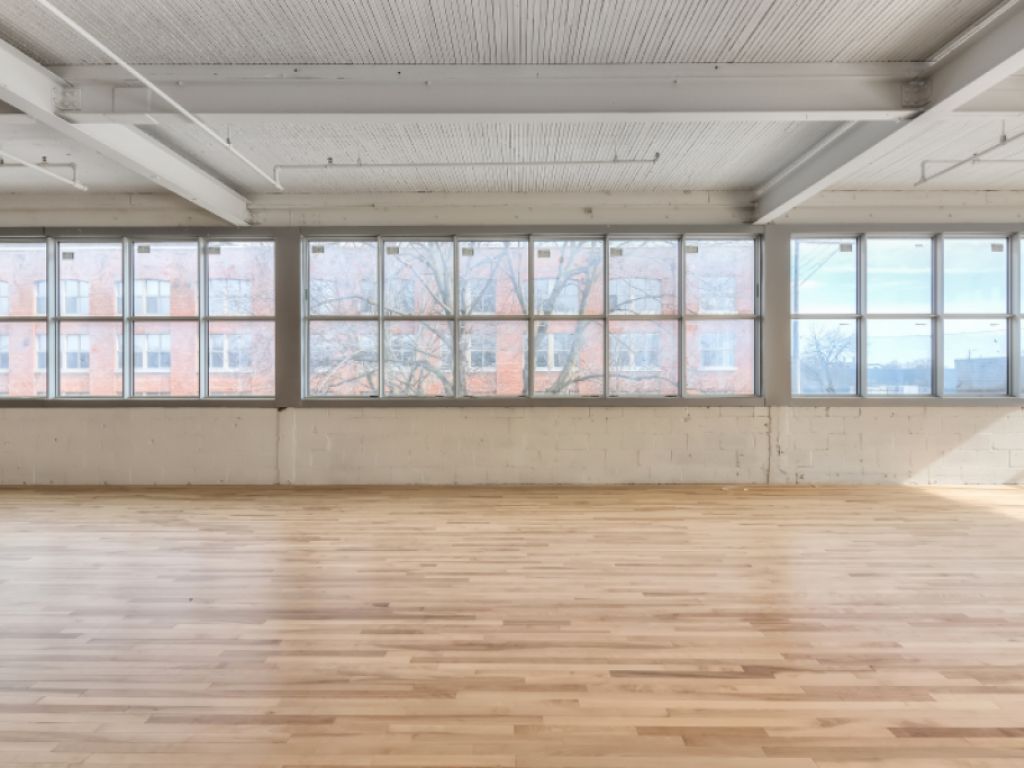 TURN-KEY Renovated Commercial Office Space for Rent-HOMA