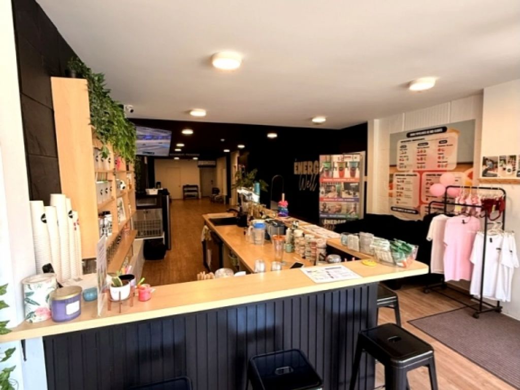 Opportunit� de collaboration commerciale - Espace de 700pc � partager