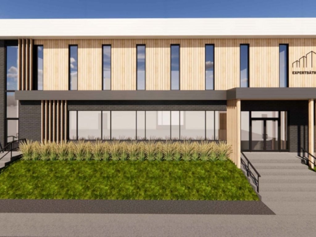 Grands bureaux � l'�tage 3300 pc St-J�r�me Lafontaine