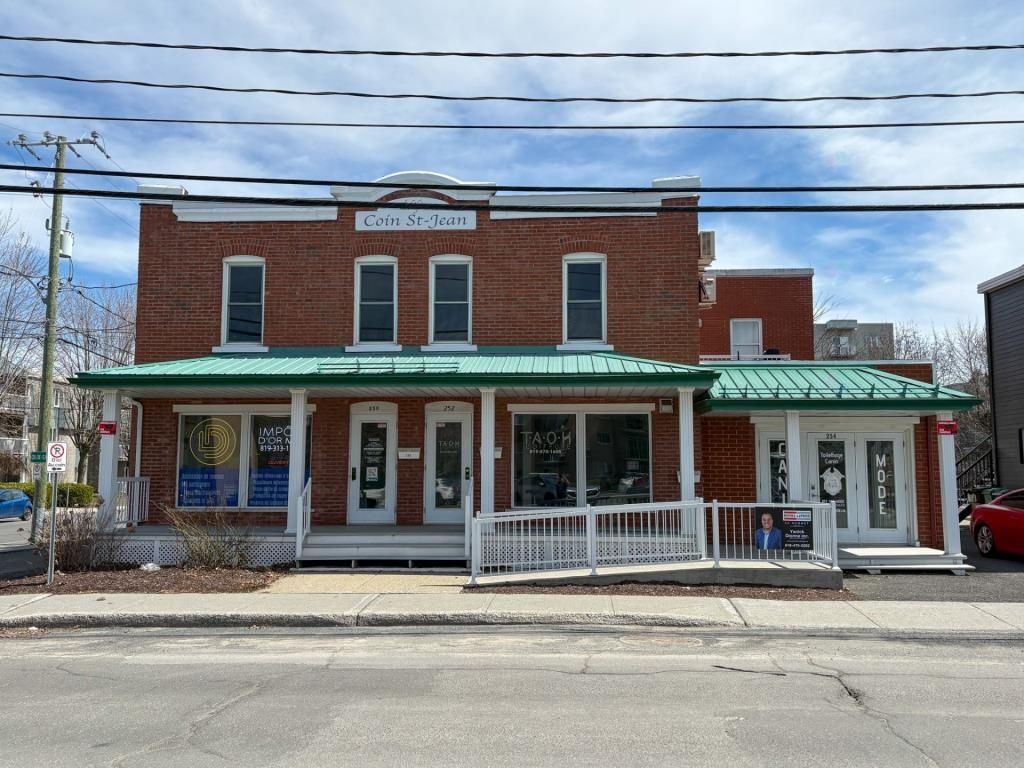 Local polyvalent de 950 pi� avec possibilit� d'espace additionnel