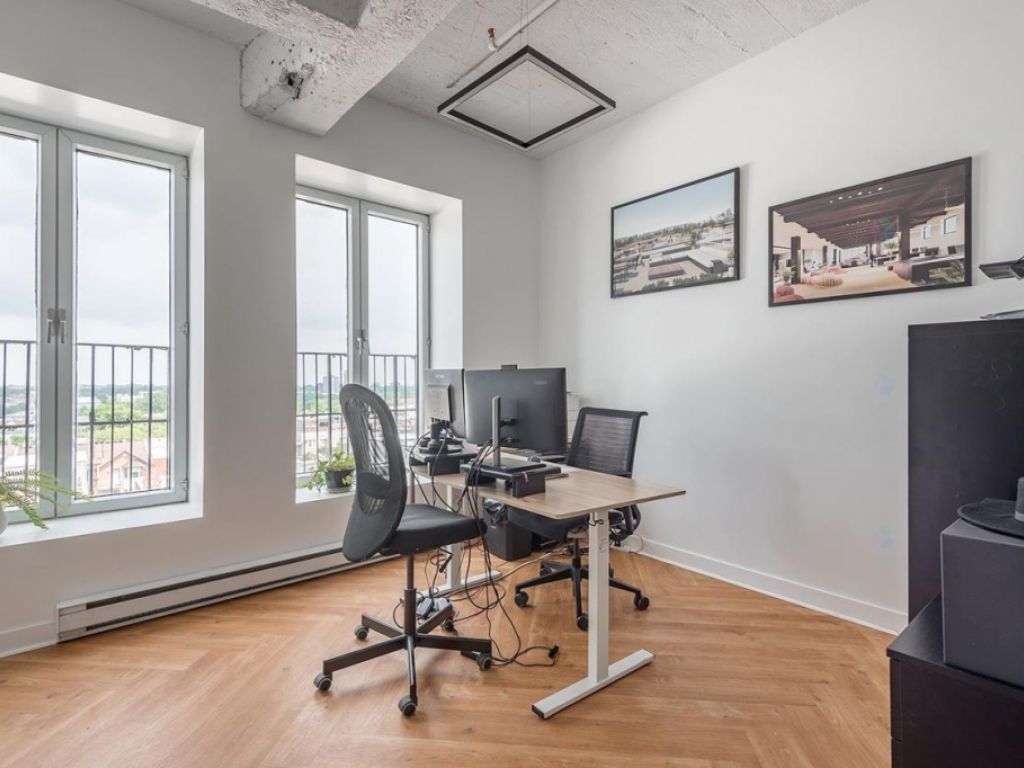 Bureau 1800 pc, 6e tage, boul. St-Laurent, Plateau-Mont-Royal