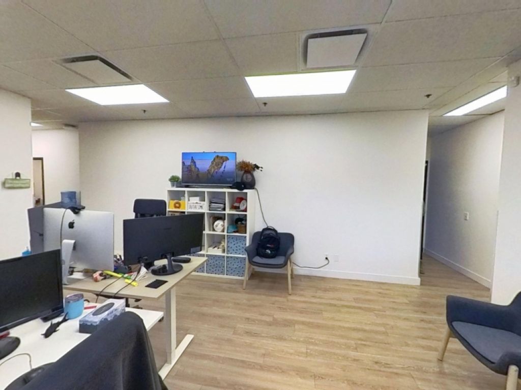 BUREAUX LVIS - 7777 Guillaume-Couture