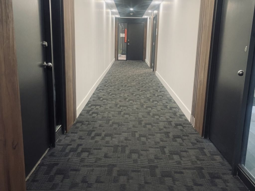 Office for rent - 465 rue Victoria St-Lambert Rive-Sud - 900 pi2