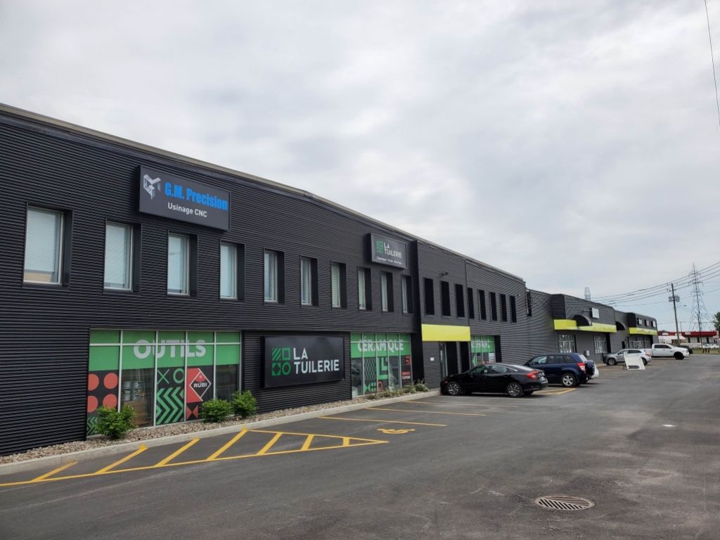 Local industriel de 2 000 pi2  louer St-Jean-sur-Richelieu