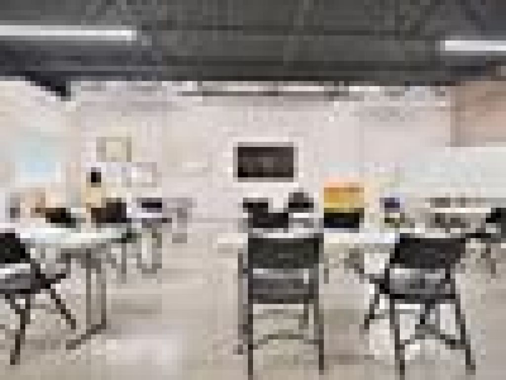  Space for rent (industrial - commercial - showroom - offices)