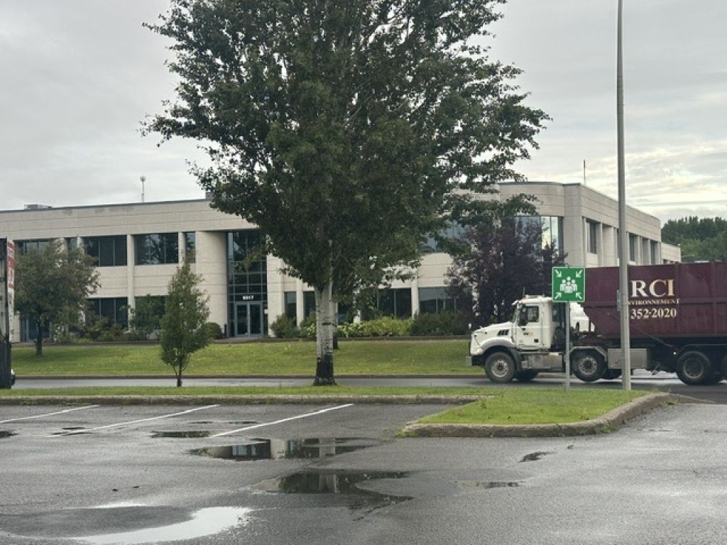 office /warehouse/land 