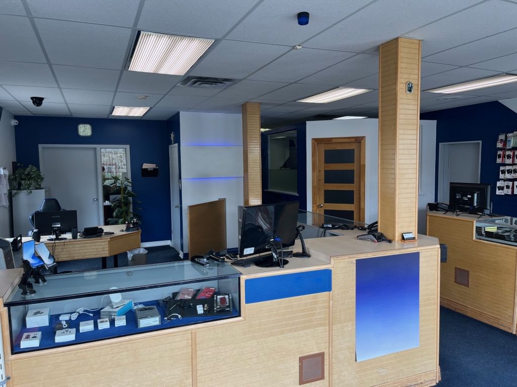 Local commercial sur axe passant / commerces et entreprises recherchant pr�sence et visibilit�