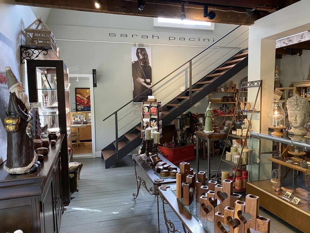 artist loft or retail