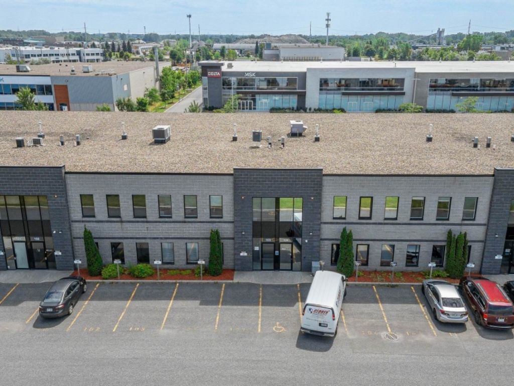 Industrial space for sale or for rent Brossard