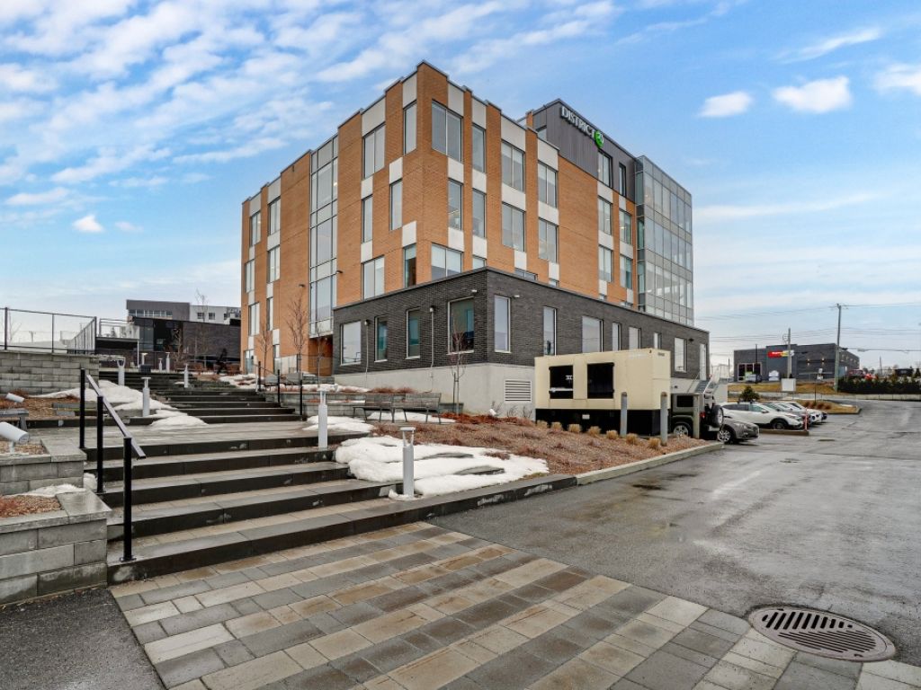 Bureaux meubl�s � louer - � partir de 900$ par mois