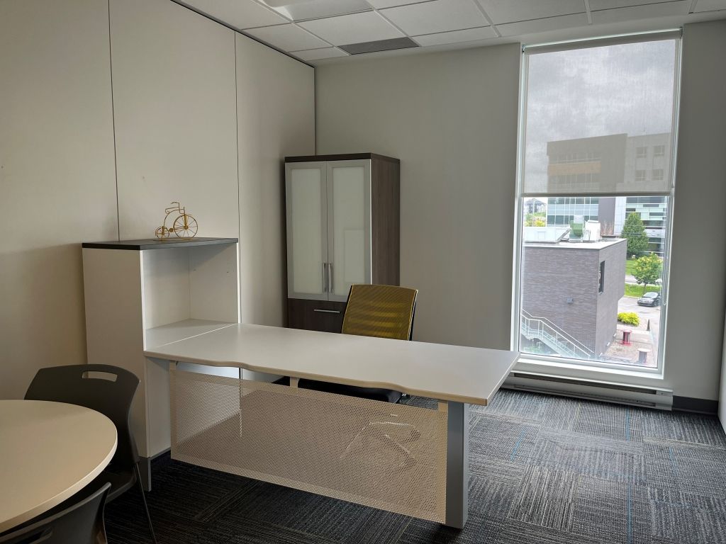 Bureaux meubl�s � louer - � partir de 900$ par mois