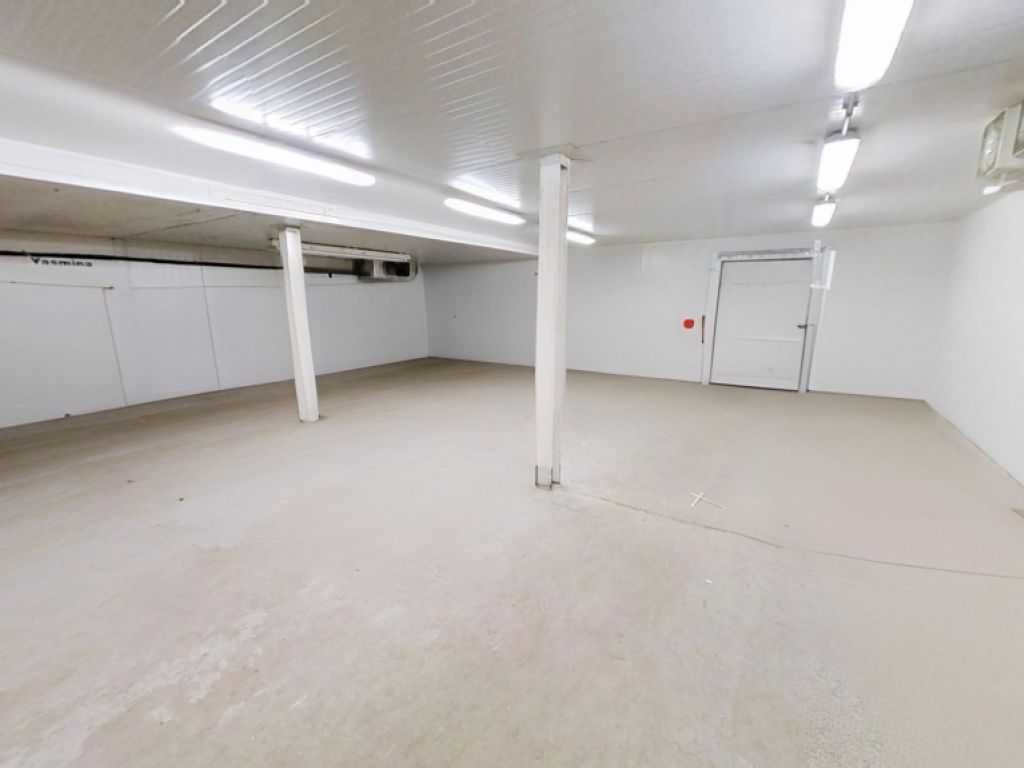 LOCAL 602 - LOCAL INDUSTRIEL  NEUVILLE