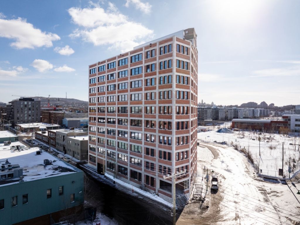 Move-in ready loft offices for rent in Outremont