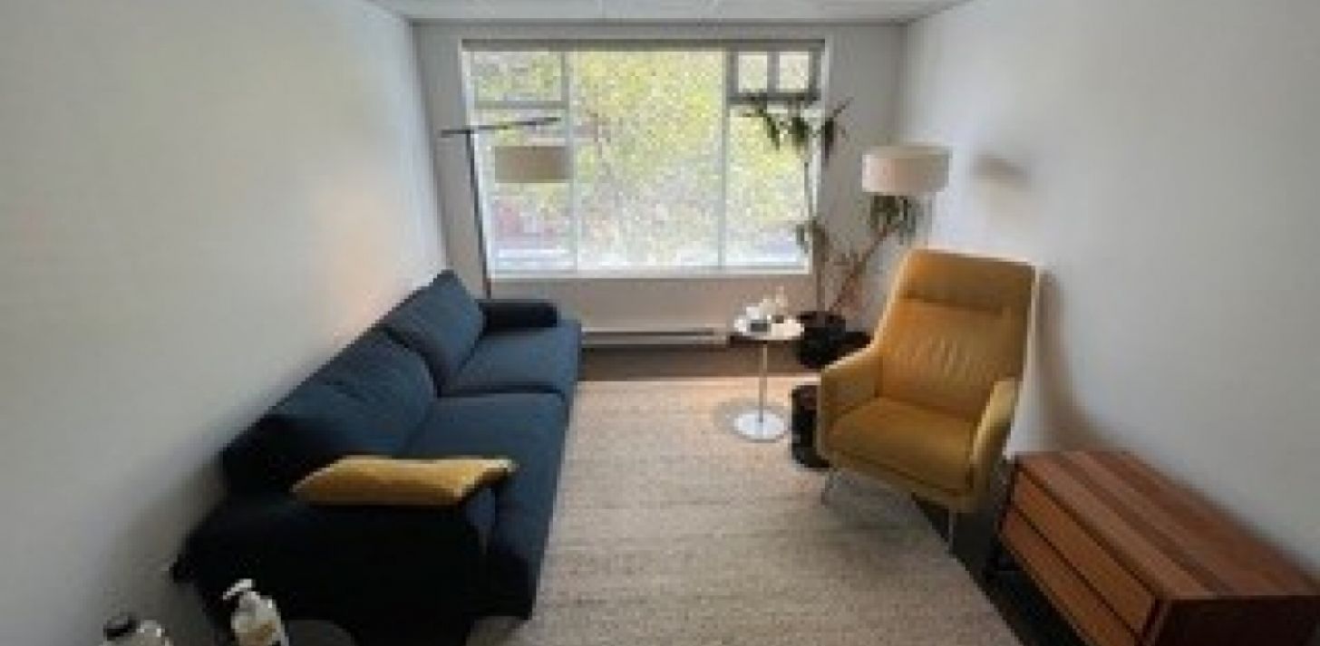 Bureau parfait pour pratique en Psychologie à Outremont - À louer